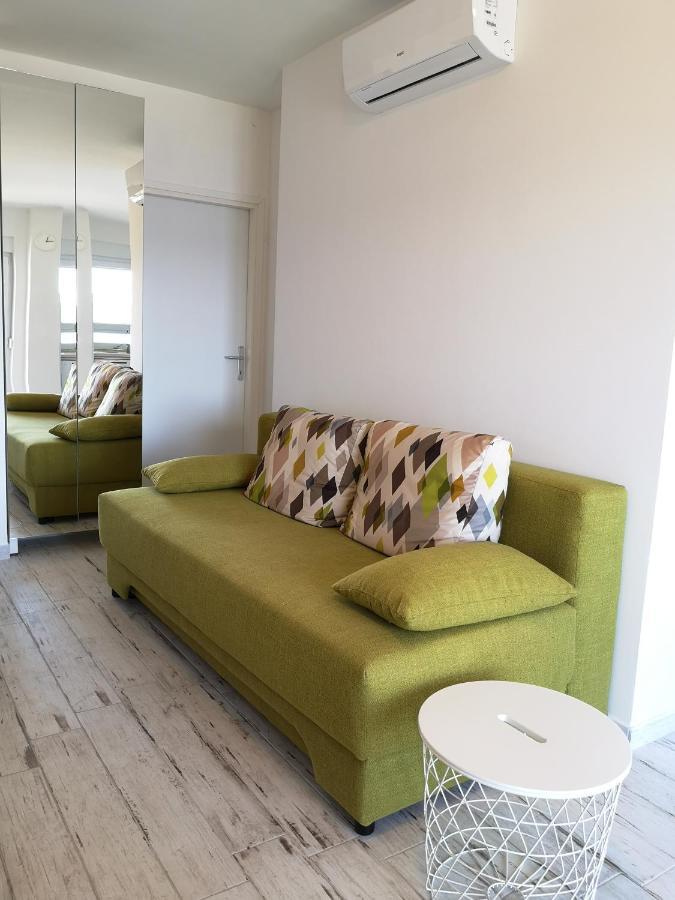 Apartmani Mentha & Lipa Novi Vinodolski Exterior foto