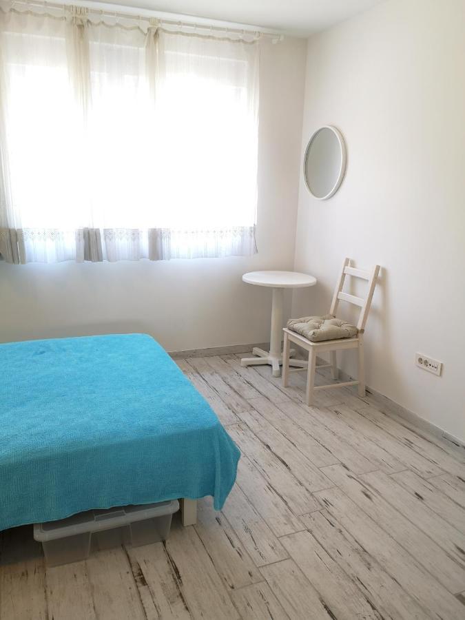 Apartmani Mentha & Lipa Novi Vinodolski Exterior foto