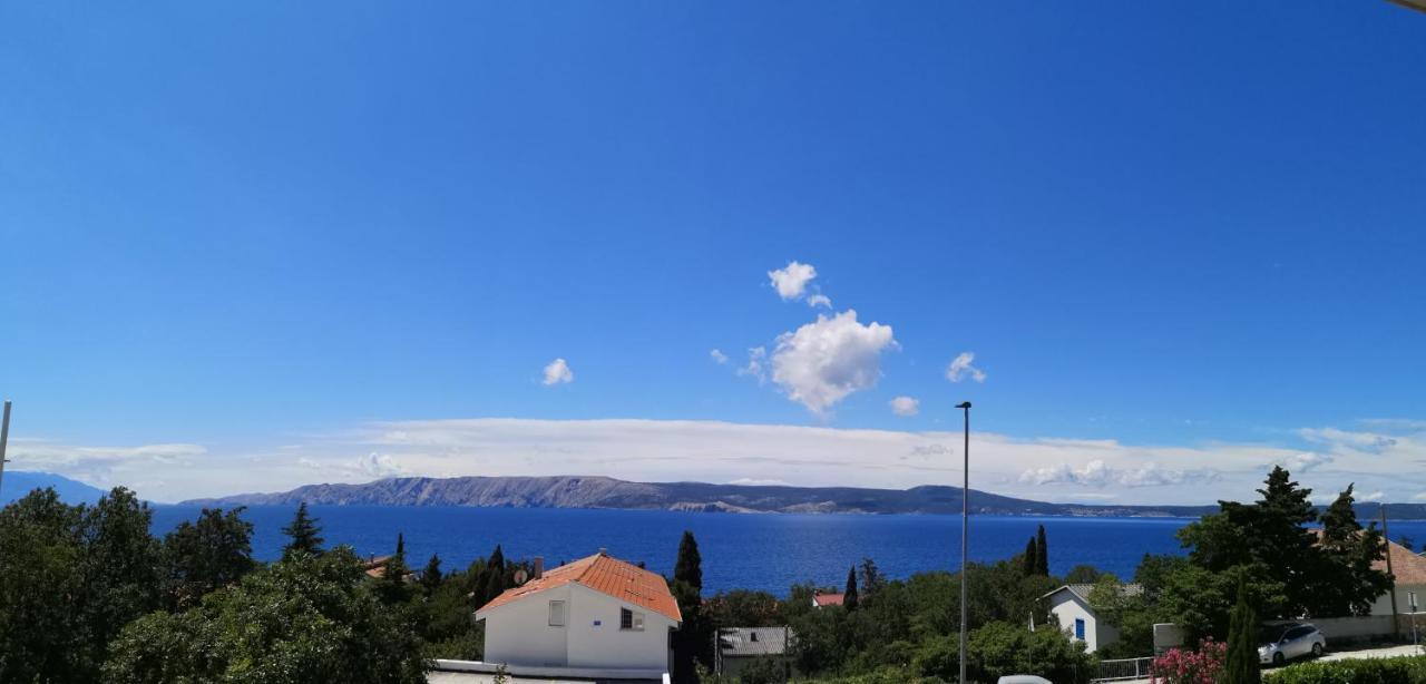 Apartmani Mentha & Lipa Novi Vinodolski Exterior foto
